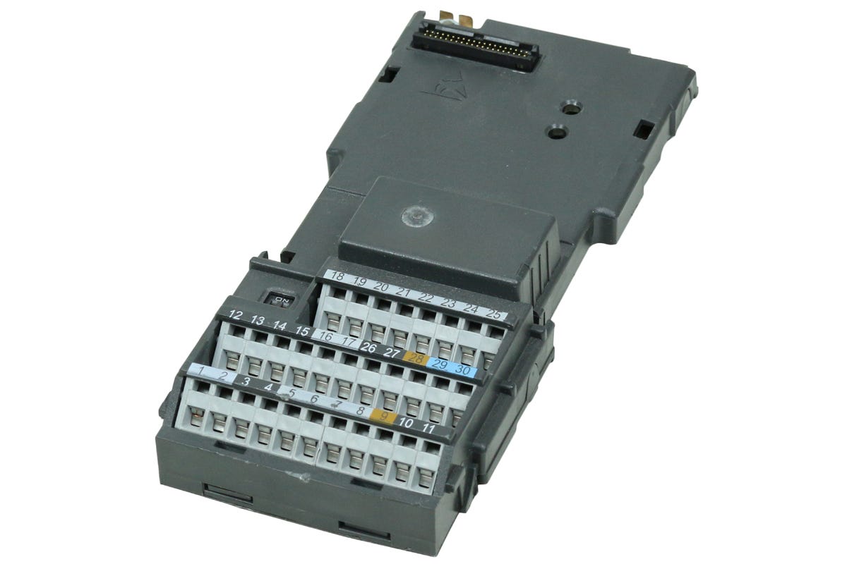 1790L811A Image
